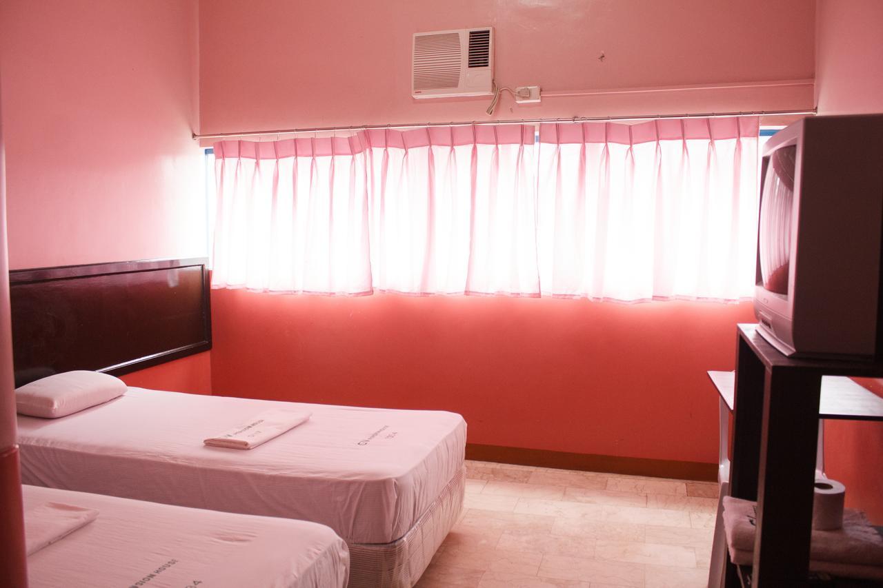 Gv Hotel - Baybay Exterior foto